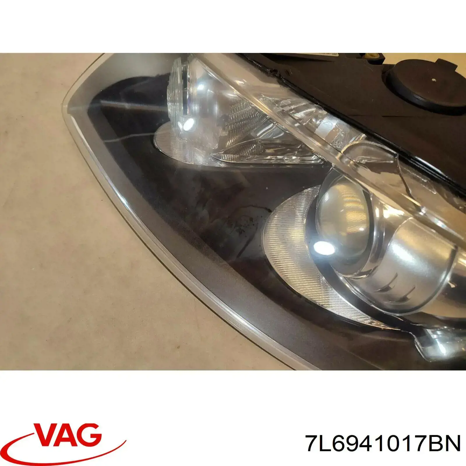 Купити ZVG111343L Signeda Фара