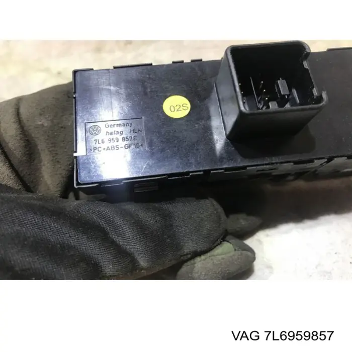 7L6959857 VAG 