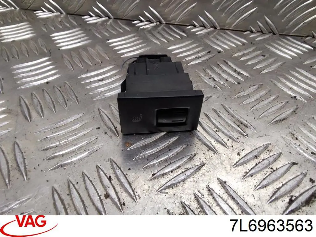 7L6963563 VAG 