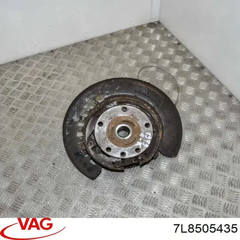 Кулак поворотний лівий VAG 7L8505435 ціна, від 18.34 USD