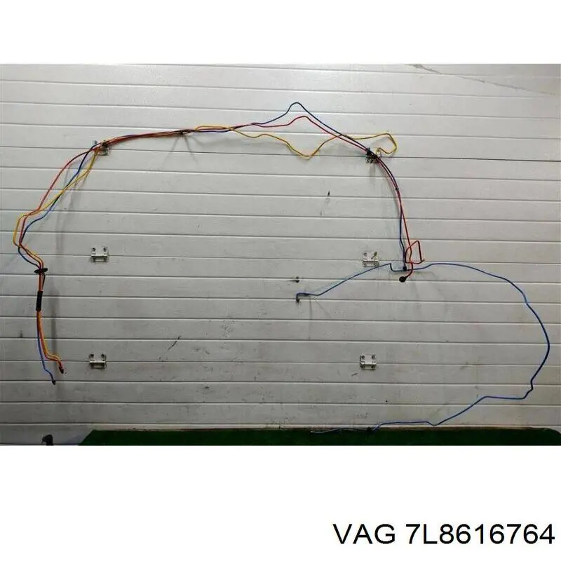 7L8616764 VAG 