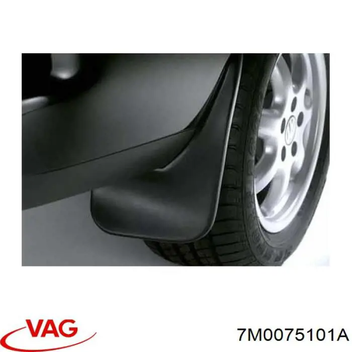 7M0075101A VAG Бризковики задні, комплект