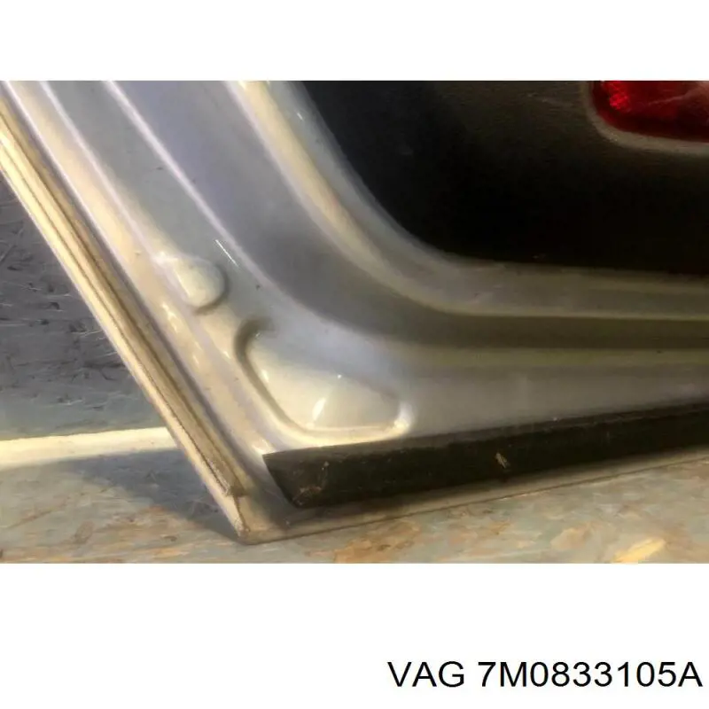 Двері задні VAG 7M3833105 ціна, від 56.43 USD