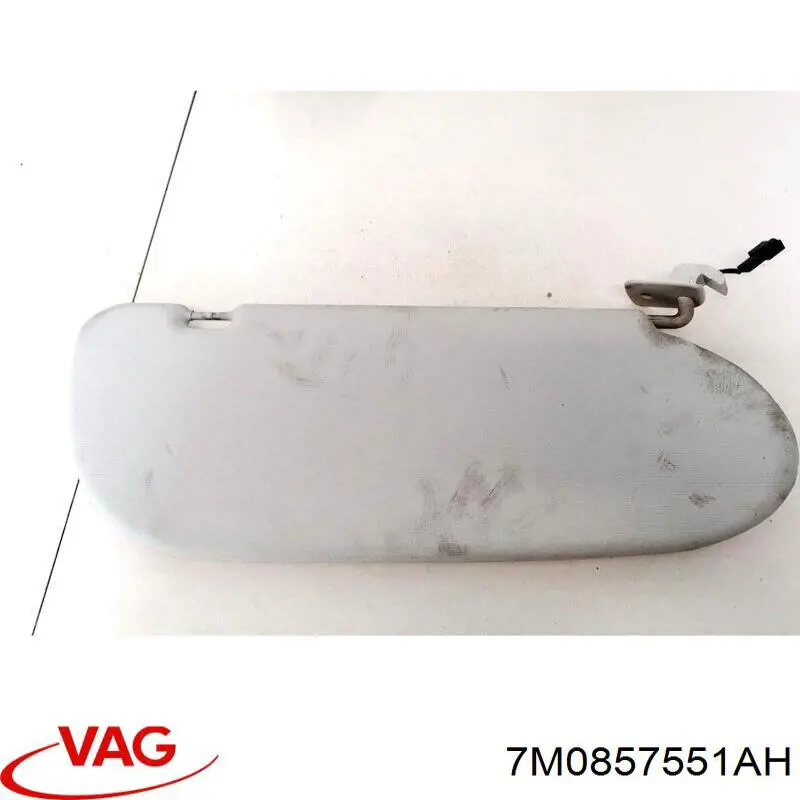 7M0857551AH VAG Козирок протисонячний