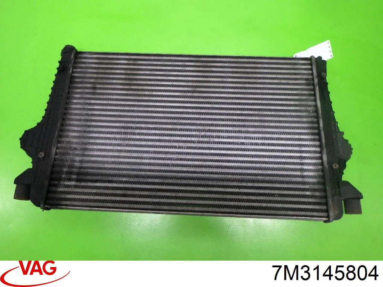 Купити 7M3145804 VAG Радіатор интеркуллера