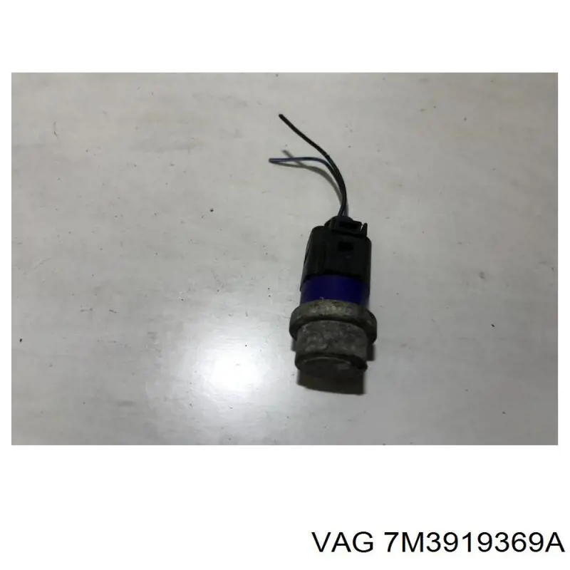 Термодатчик охолоджуючої рідини Ford 1111414 ціна, від 5.44 USD