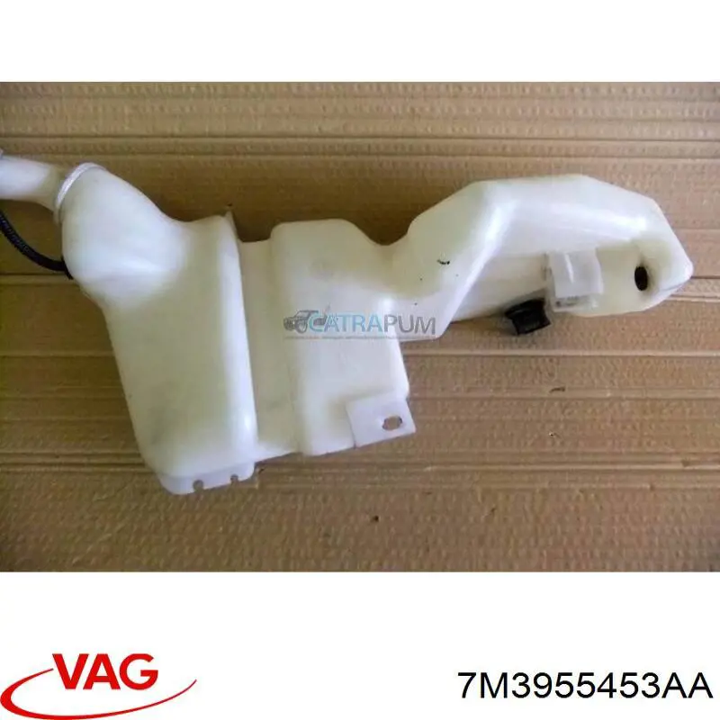 Бачок омивача лобового скла VAG 7M3955453AA ціна, від 57.00 USD