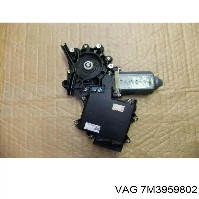 Двигун склопідіймача двері передньої, правої Ford 7M3959802 ціна, від 26.75 USD