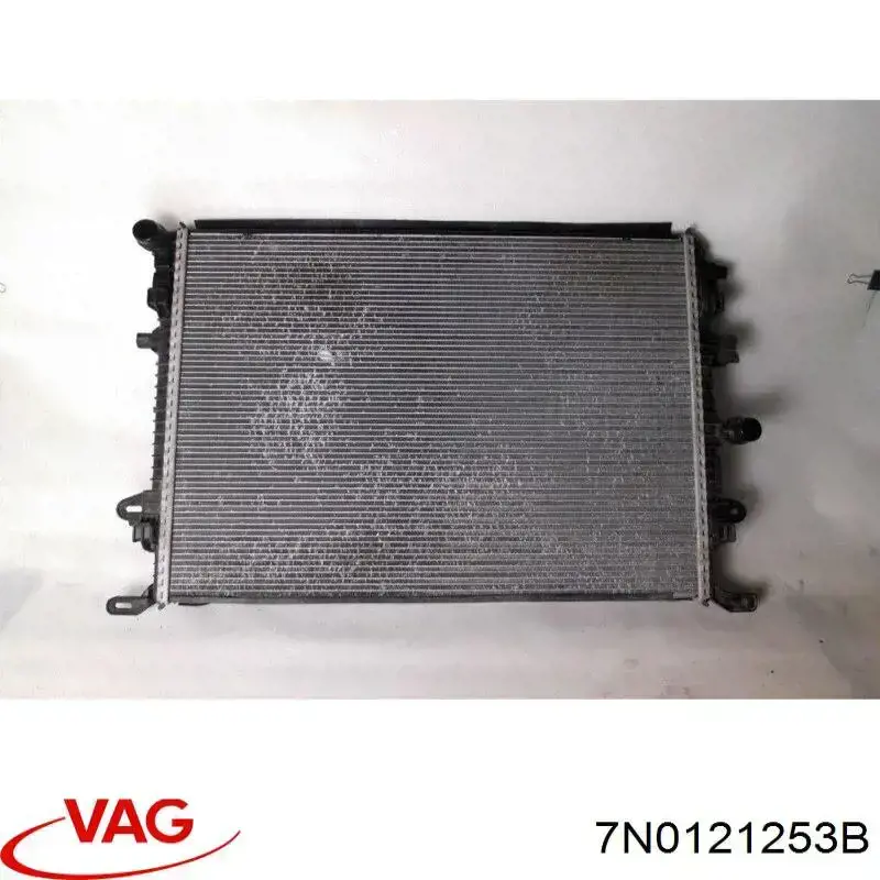 Радіатор основний VAG 7N0121253B ціна, від 228.75 USD