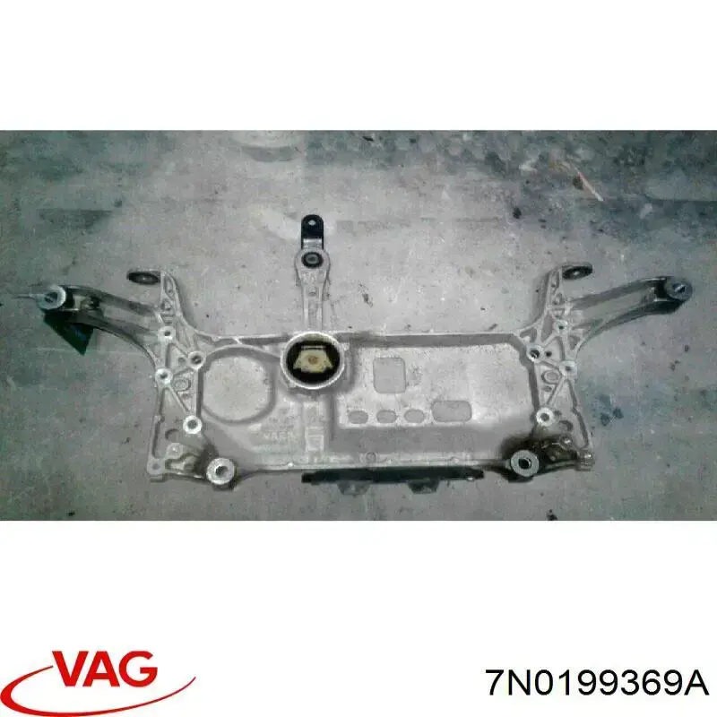 7N0199369A VAG Передня балка
