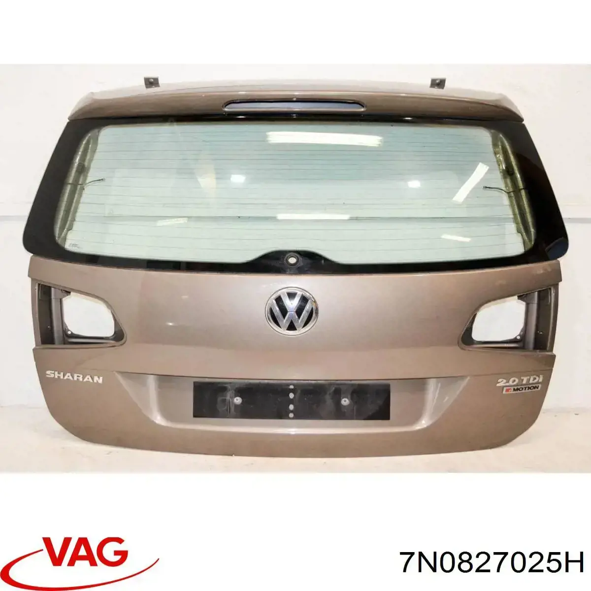 7N0827025H VAG Треті двері