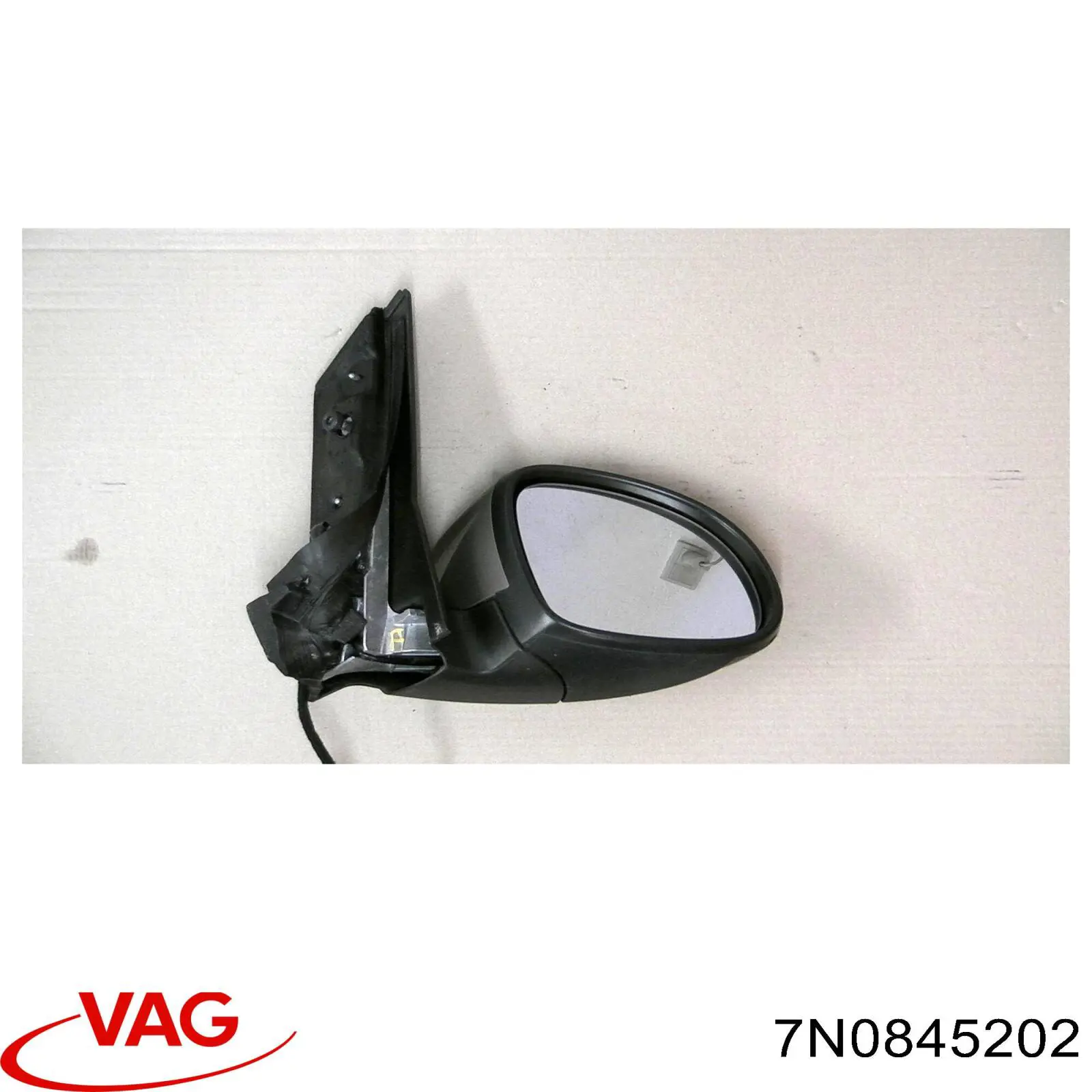 7N0845202 VAG Скло пасажирських дверей
