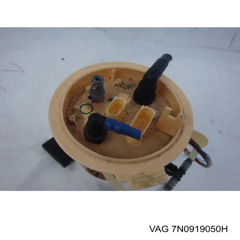 Купити 7N0919050H VAG Насос занурювальний в баці