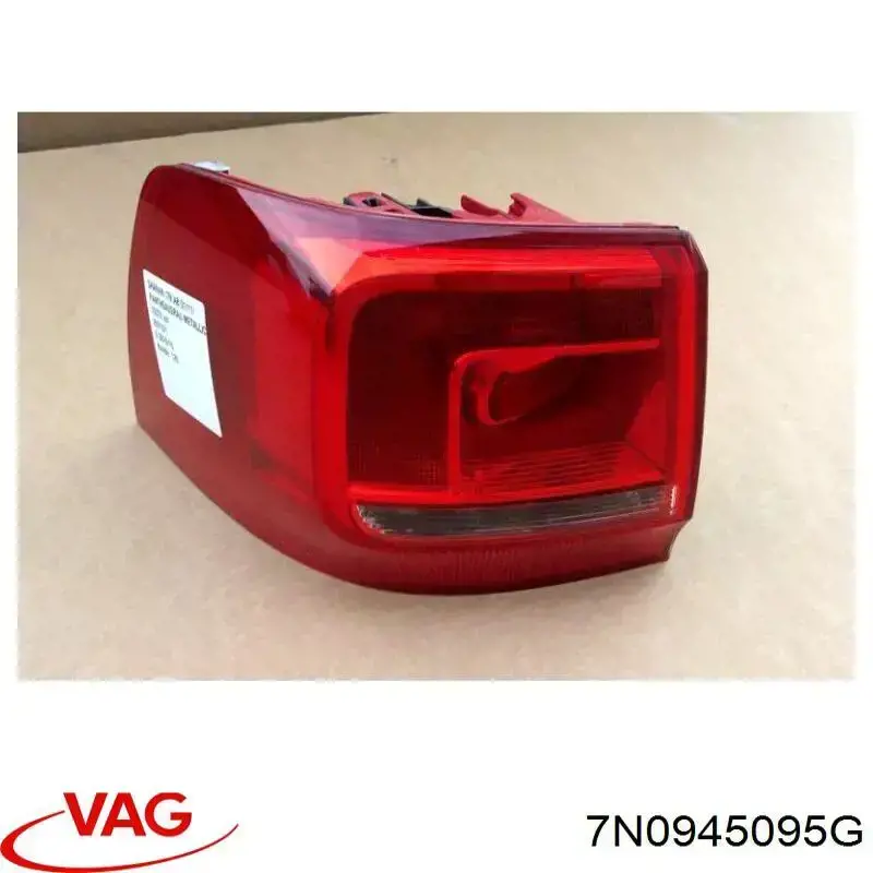 Купити 7N0945095G VAG Ліхтар задній