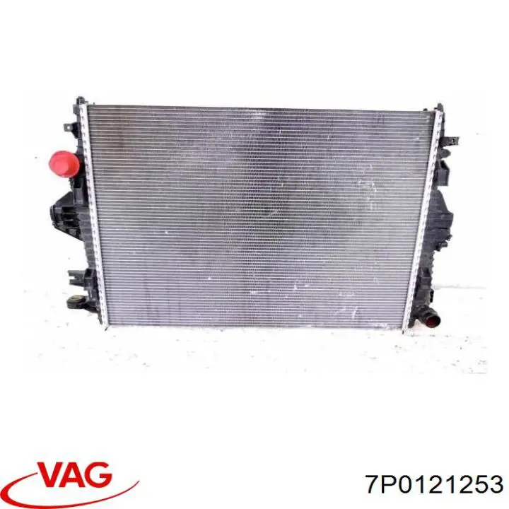 7P0121253 VAG Радіатор охолодження двигуна