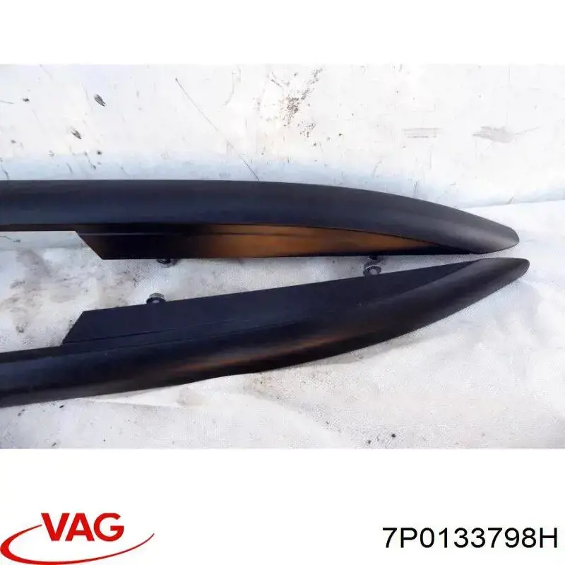  VAG 7P0133798H