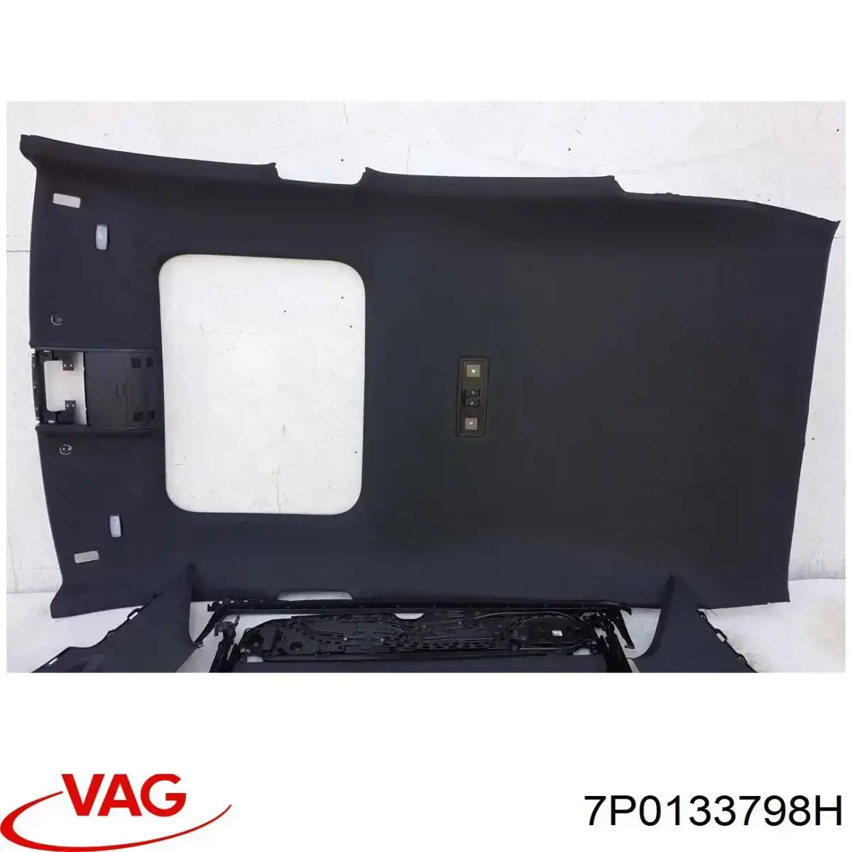 Купити 7P0133798H VAG Шланг вакуумний керування EGR
