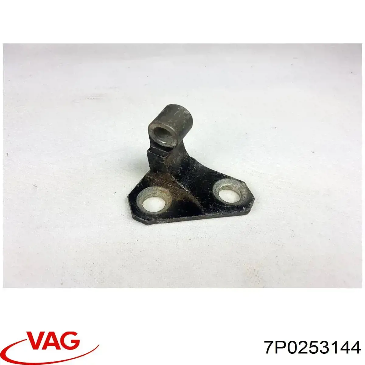 Подушка кріплення глушника VAG 7P0253144
