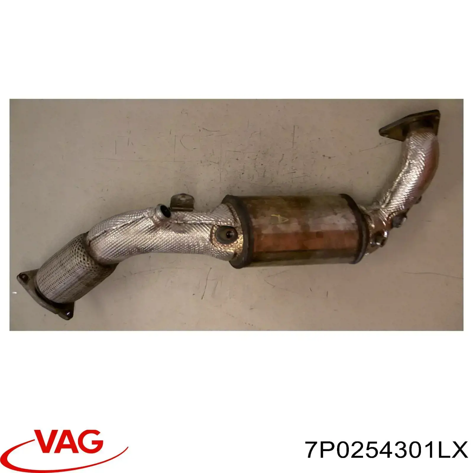 Глушник, передня частина VAG 7P0254301LX ціна, від 744.92 USD