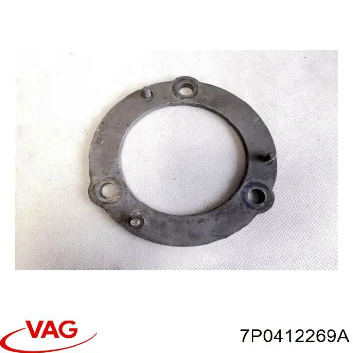 7P0412269A VAG Кільце стопорне підшипника передньої маточини