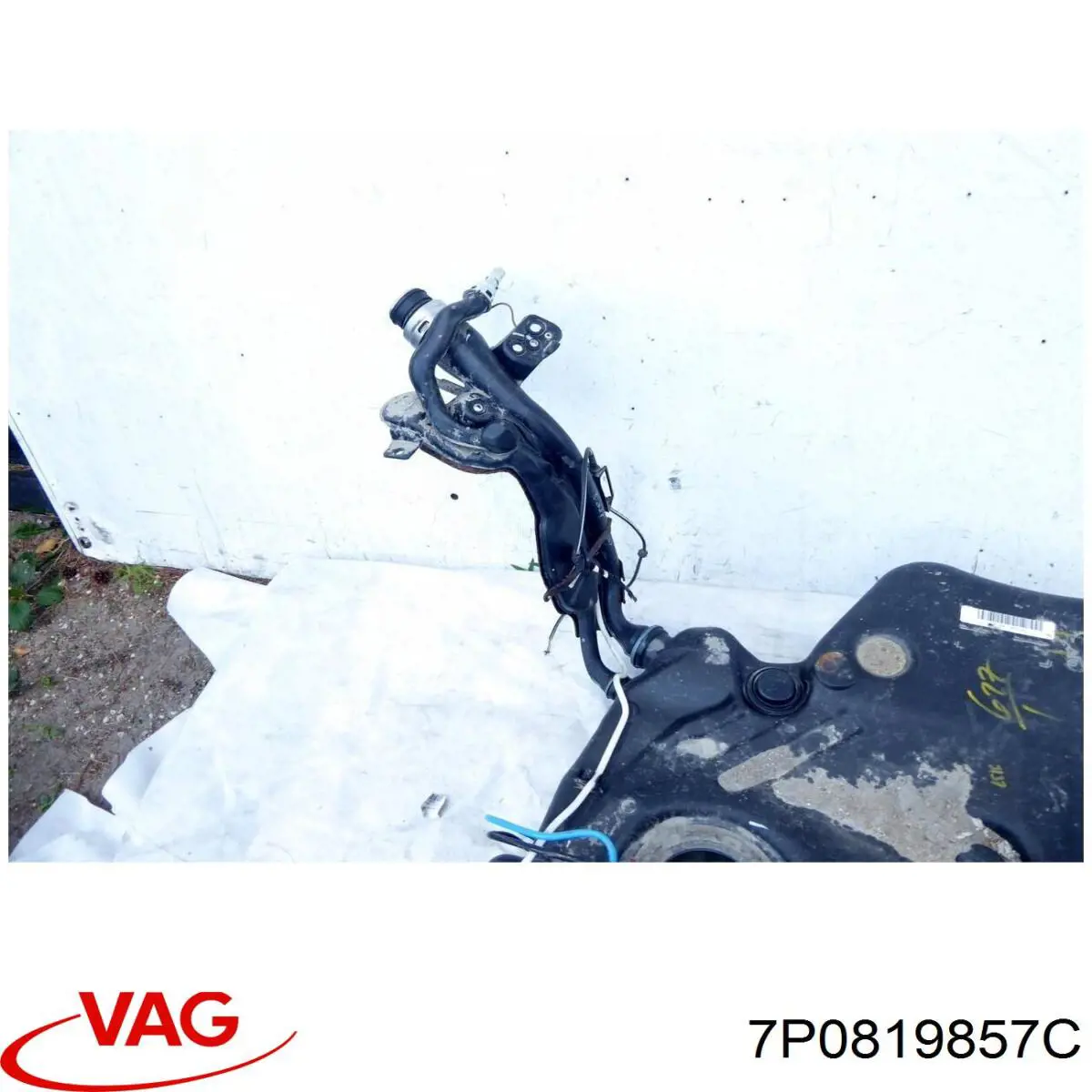 Шланг радіатора опалювача/пічки, подача 7P0819857C VAG