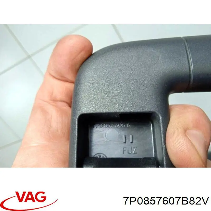  VAG 7P0857607B82V ціна, від 8.92 USD