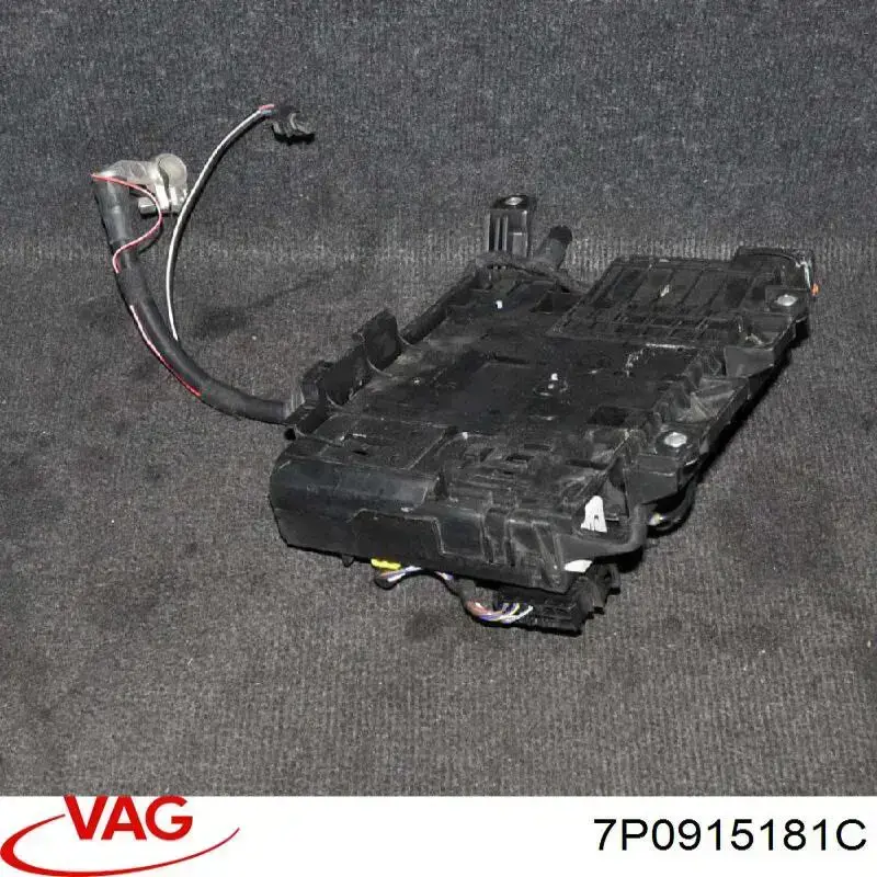 Кабель маси акумулятора (АКБ) 7P0915181C VAG