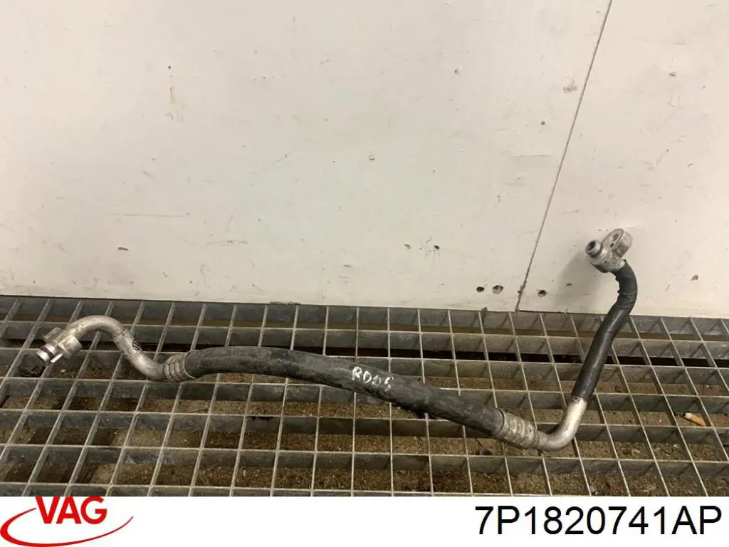 Шланг кондиціонера, від радіатора до випарника VAG 7P1820741AP ціна, від 63.13 USD