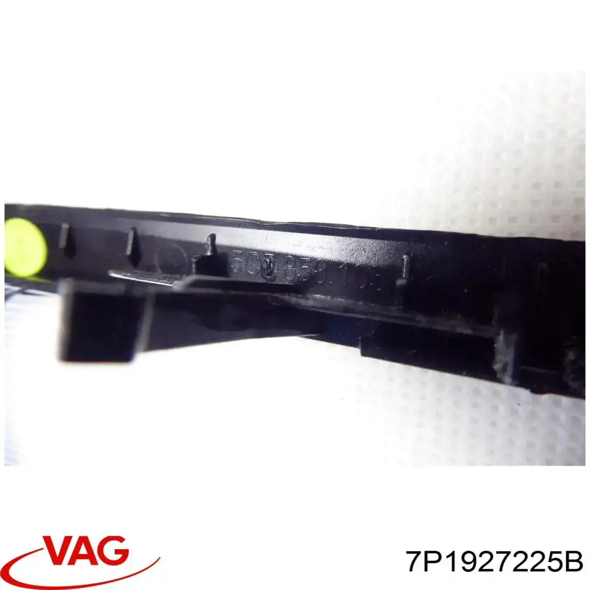 Клавіша електромеханічного гальма стоянки VAG 7P1927225B ціна, від 15.21 USD