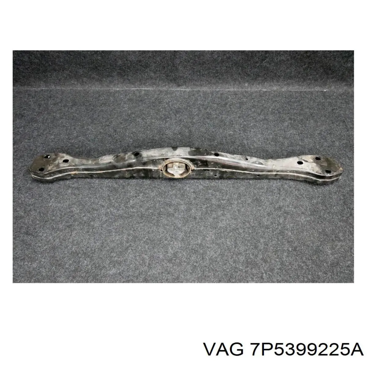 7P5399225A VAG Балка кріплення коробки передач