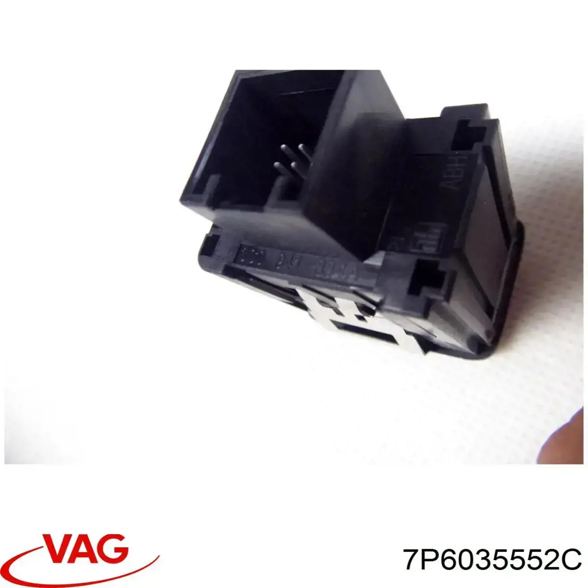 Підсилювач сигналу антени VAG 7P6035552C
