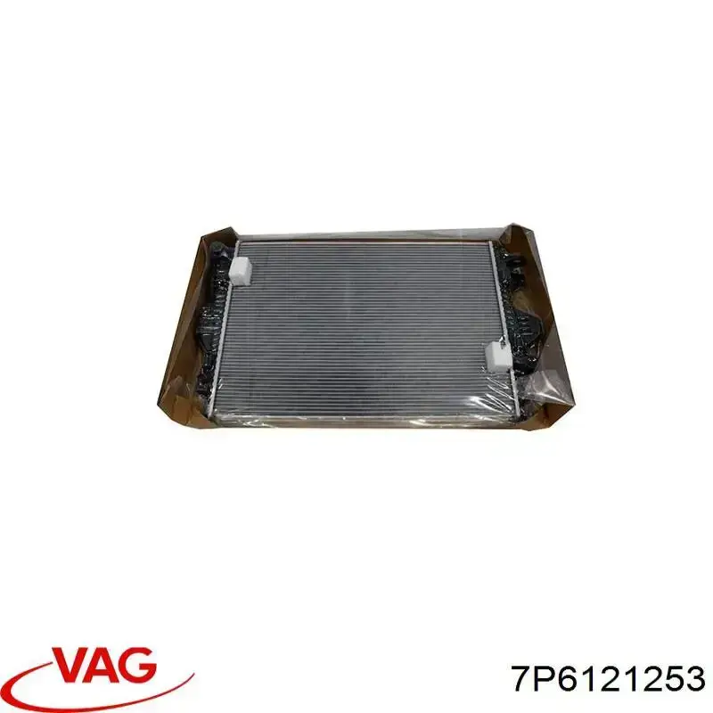 Радіатор основний VAG 7P6121253 ціна, від 108.04 USD