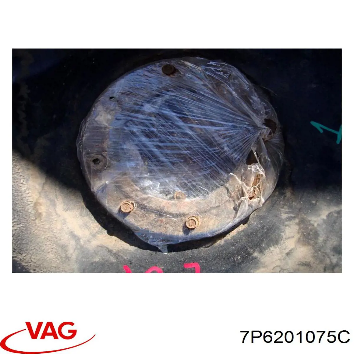 Бензобак VAG 7P6201075L