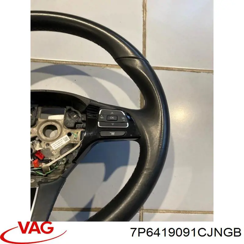 Рульове колесо VAG 7P6419091BMNGB ціна, від 212.24 USD