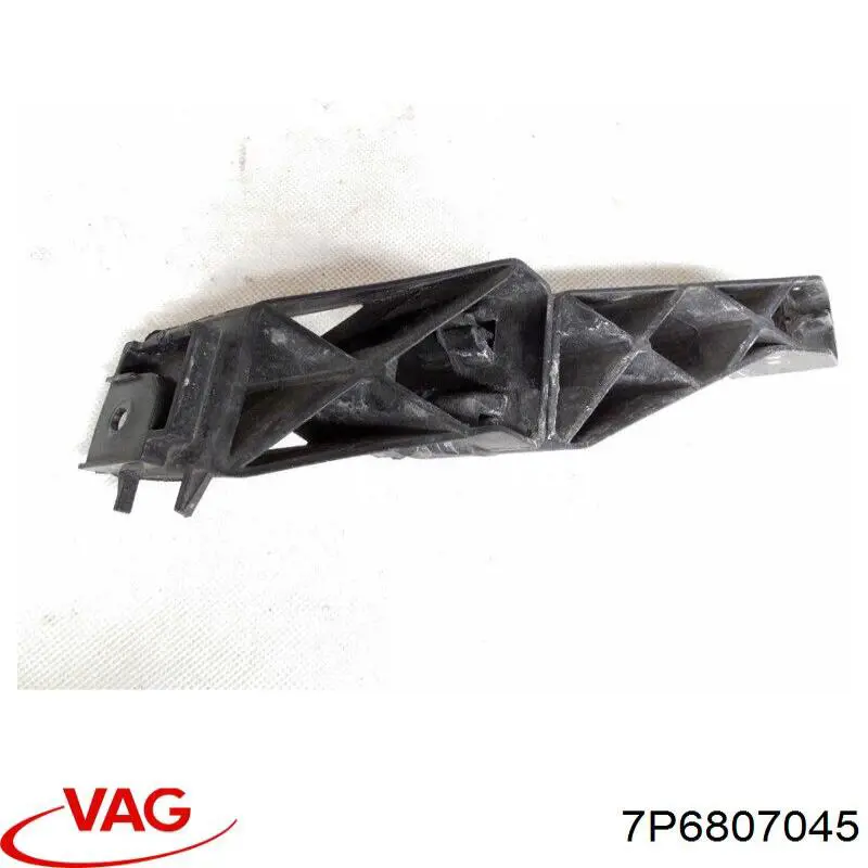 Кріплення бамера ліве VAG 7P6807045 ціна, від 15.47 USD