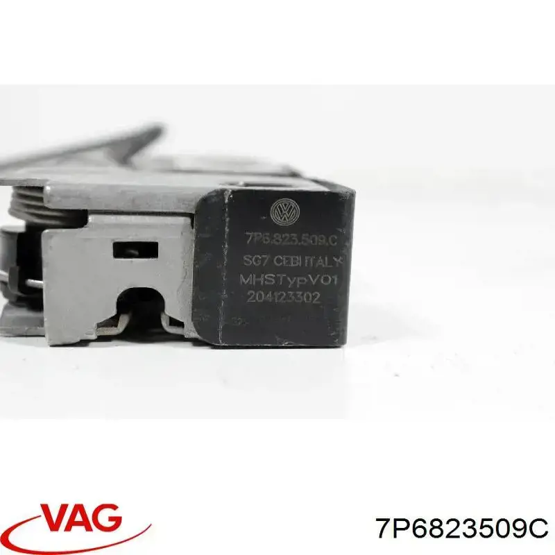 Замок кришки капота Vika 88231806201