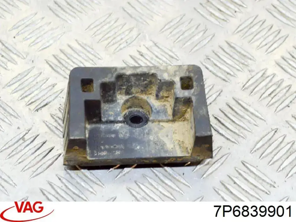 Накладка задньої двері, лівої, вертикальна VAG 7P6839901 ціна, від 12.64 USD