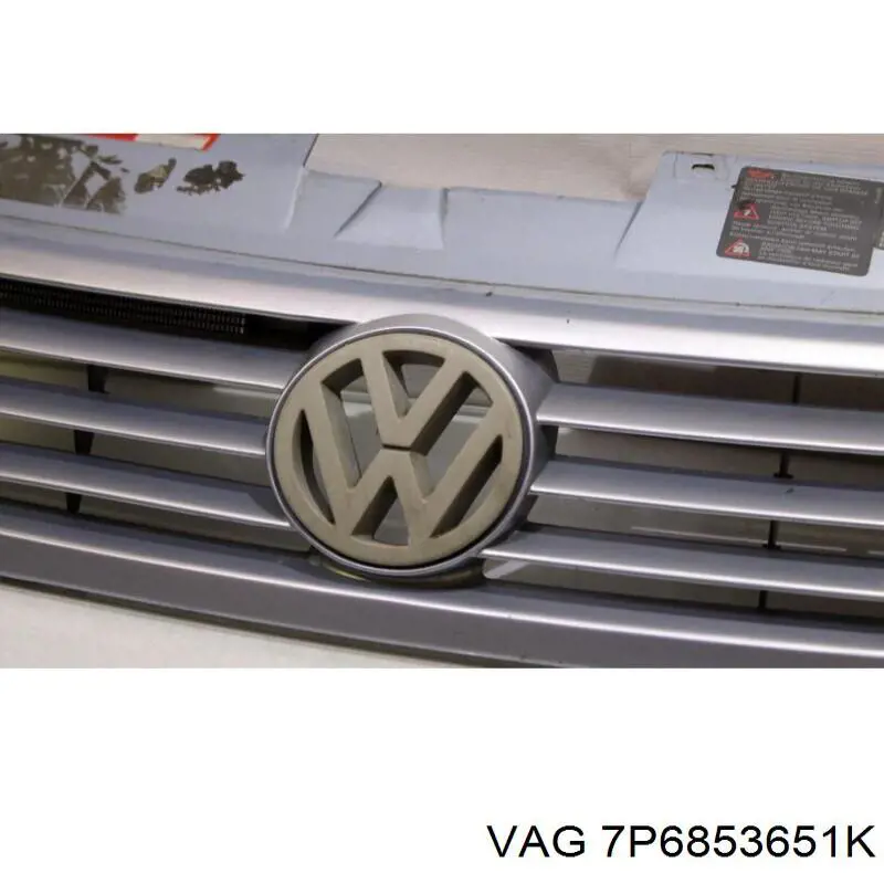 7P6853651K VAG Решітка радіатора