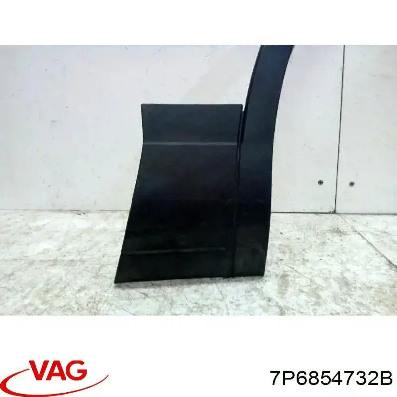 Розширювач переднього крила, правий 7P6854732B VAG