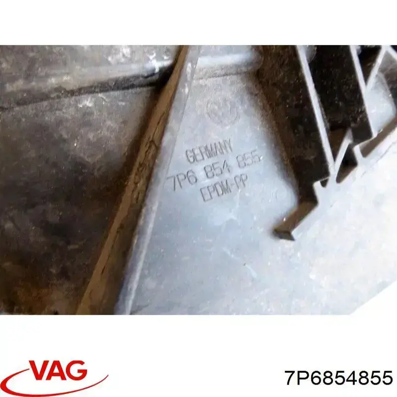 Бризковики задній, лівий 7P6854855 VAG