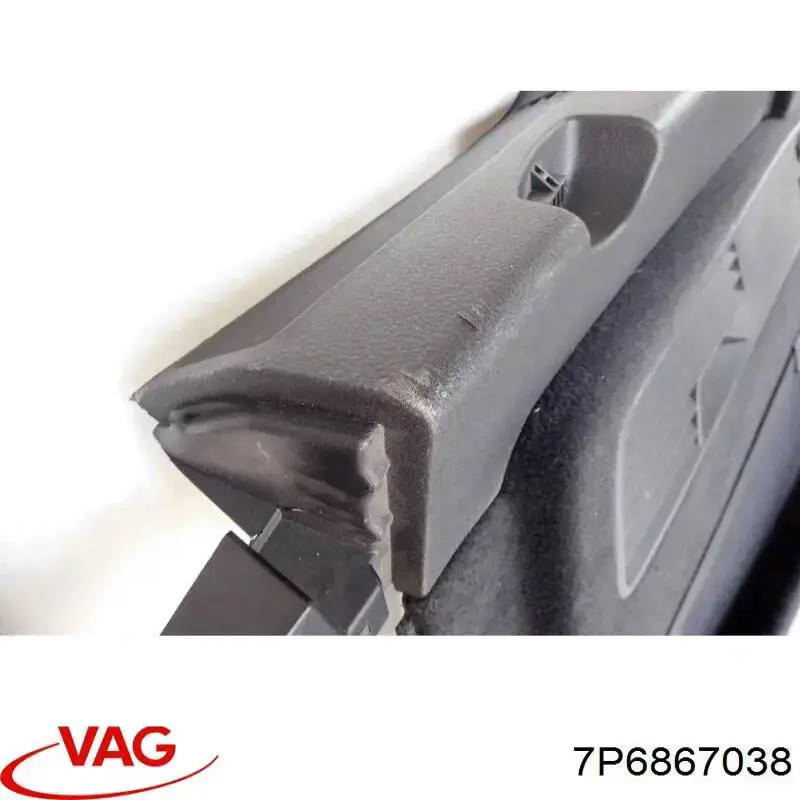 Купити 7P6867038 VAG Облицювання багажного відсіку, праве