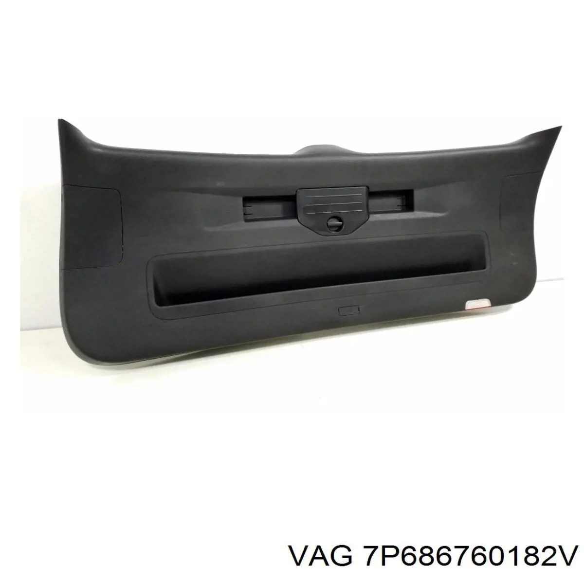 Оббивка багажника VAG 7P6867601C82V ціна, від 27.87 USD