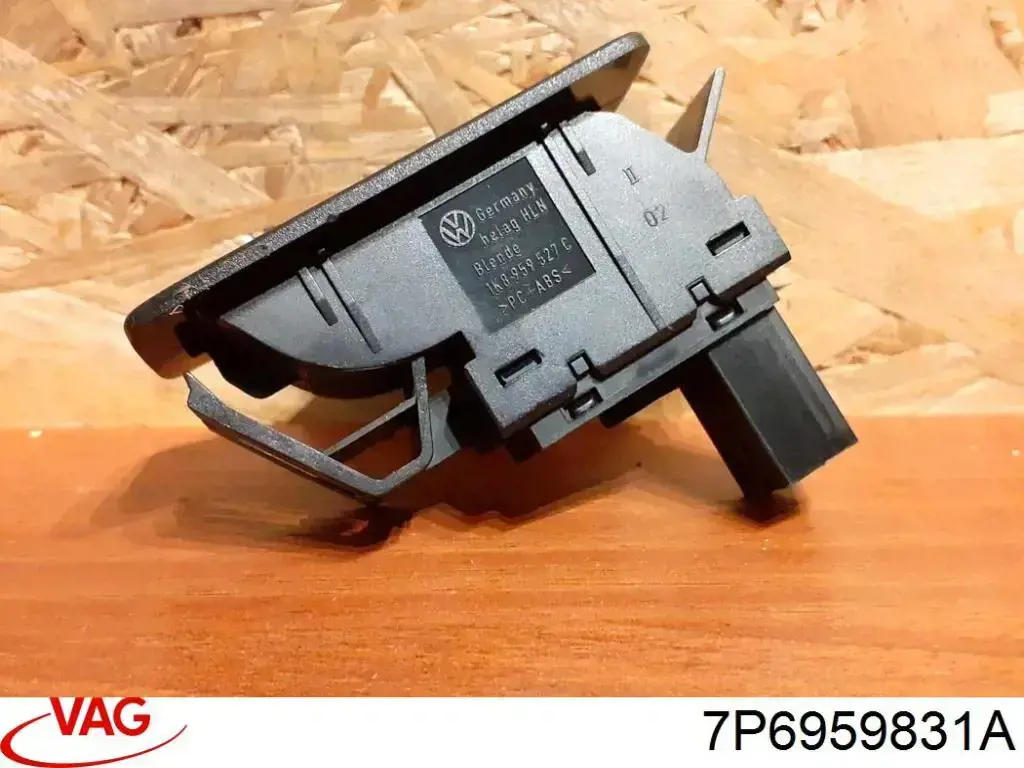  VAG 7P6959831A ціна, від 8.47 USD
