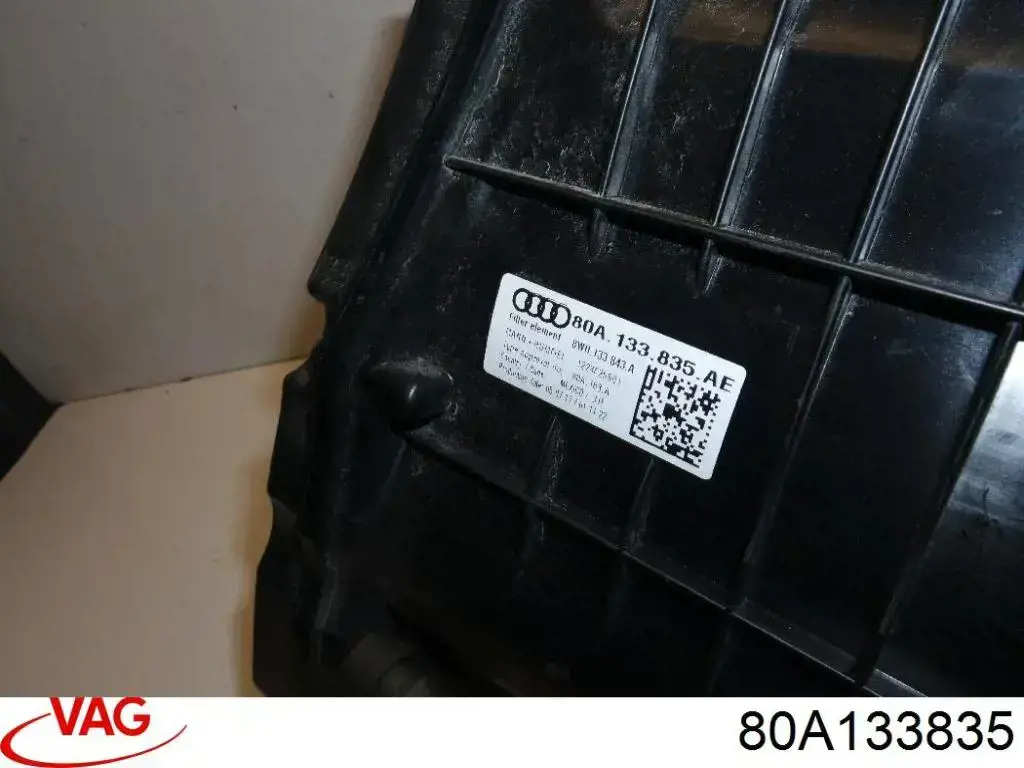 Корпус повітряного фільтра VAG 80A133835 ціна, від 228.04 USD