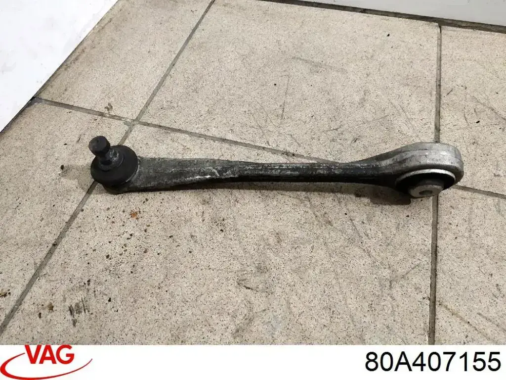 Важіль передній лівий VAG 80A407155 ціна, від 63.35 USD