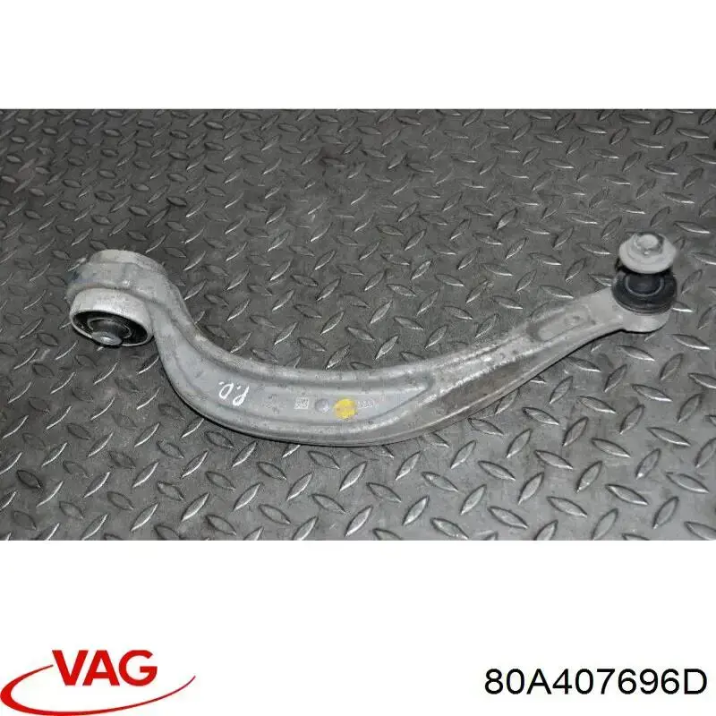 Купити 80A407696D VAG Важіль передньої підвіски нижній, правий