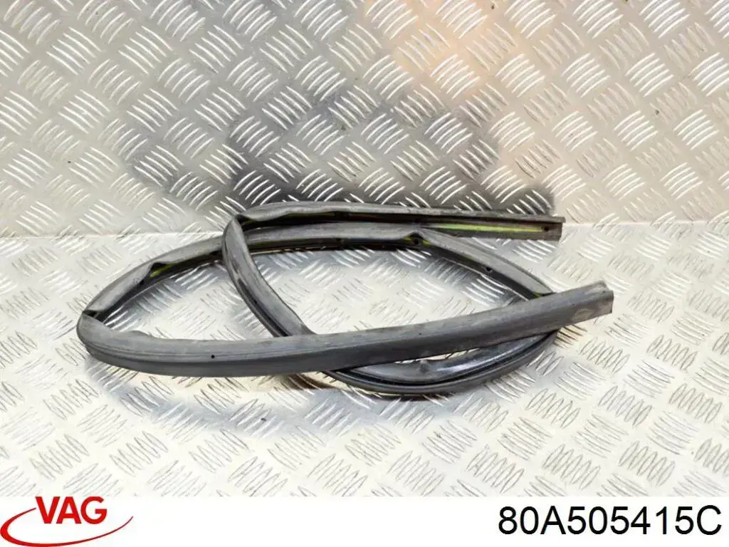 Купити 80A505415C VAG Захист заднього нижнього важеля