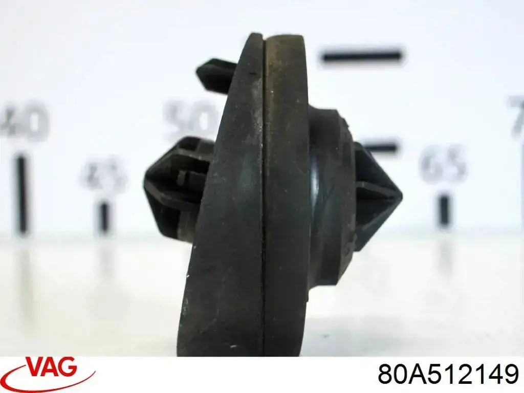 Опора амортизатора заднього VAG 80A512149 ціна, від 6.35 USD