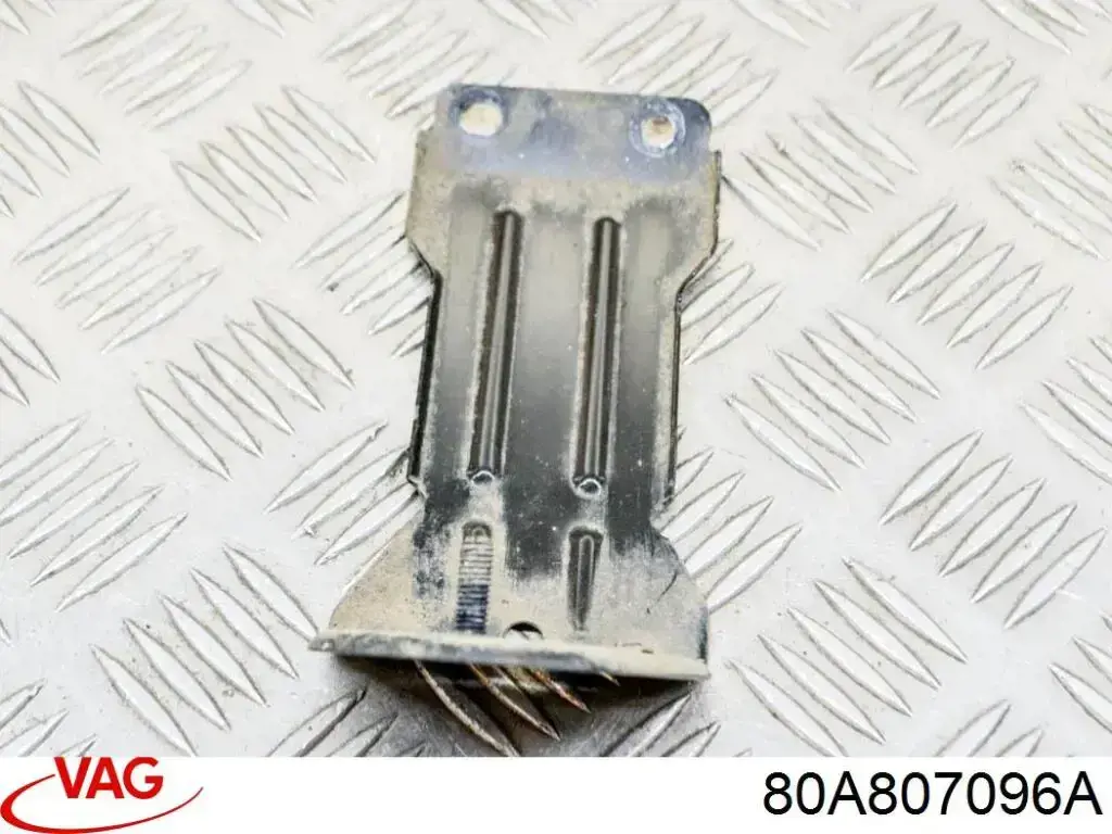 80A807096A VAG Обвіс бампера