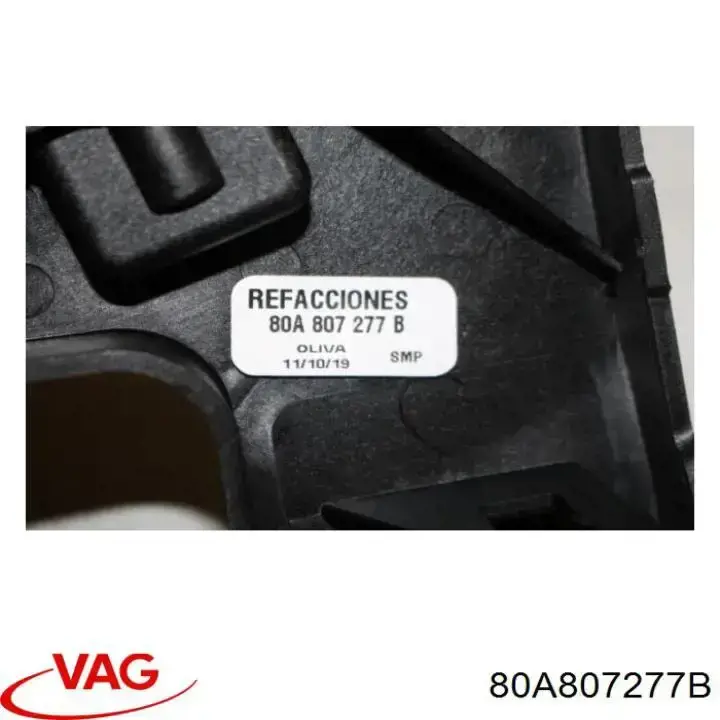 Кронштейн бампера переднього, лівий 80A807277B VAG